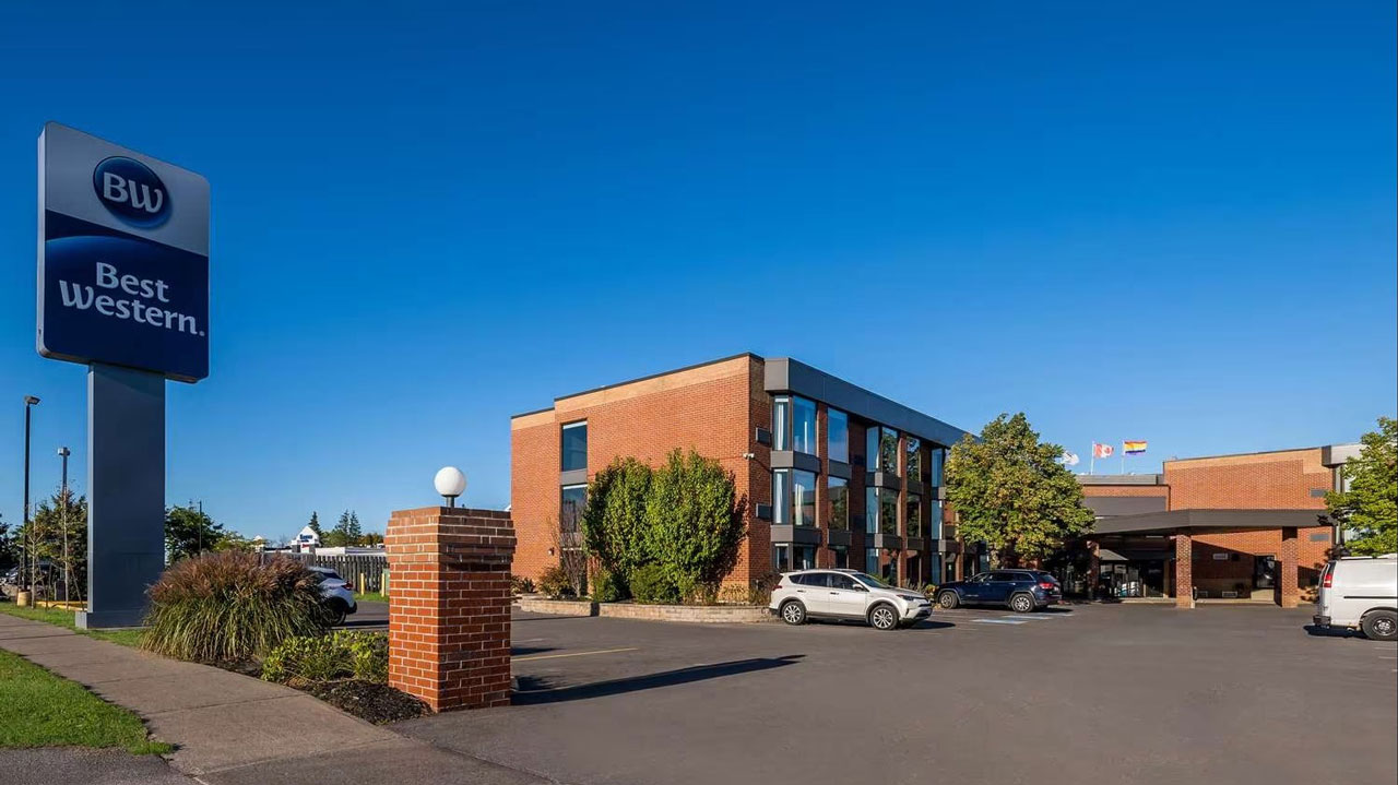 Photograph of the Best Western Hotel in Belleville